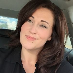 Meet your Posher, Jenn